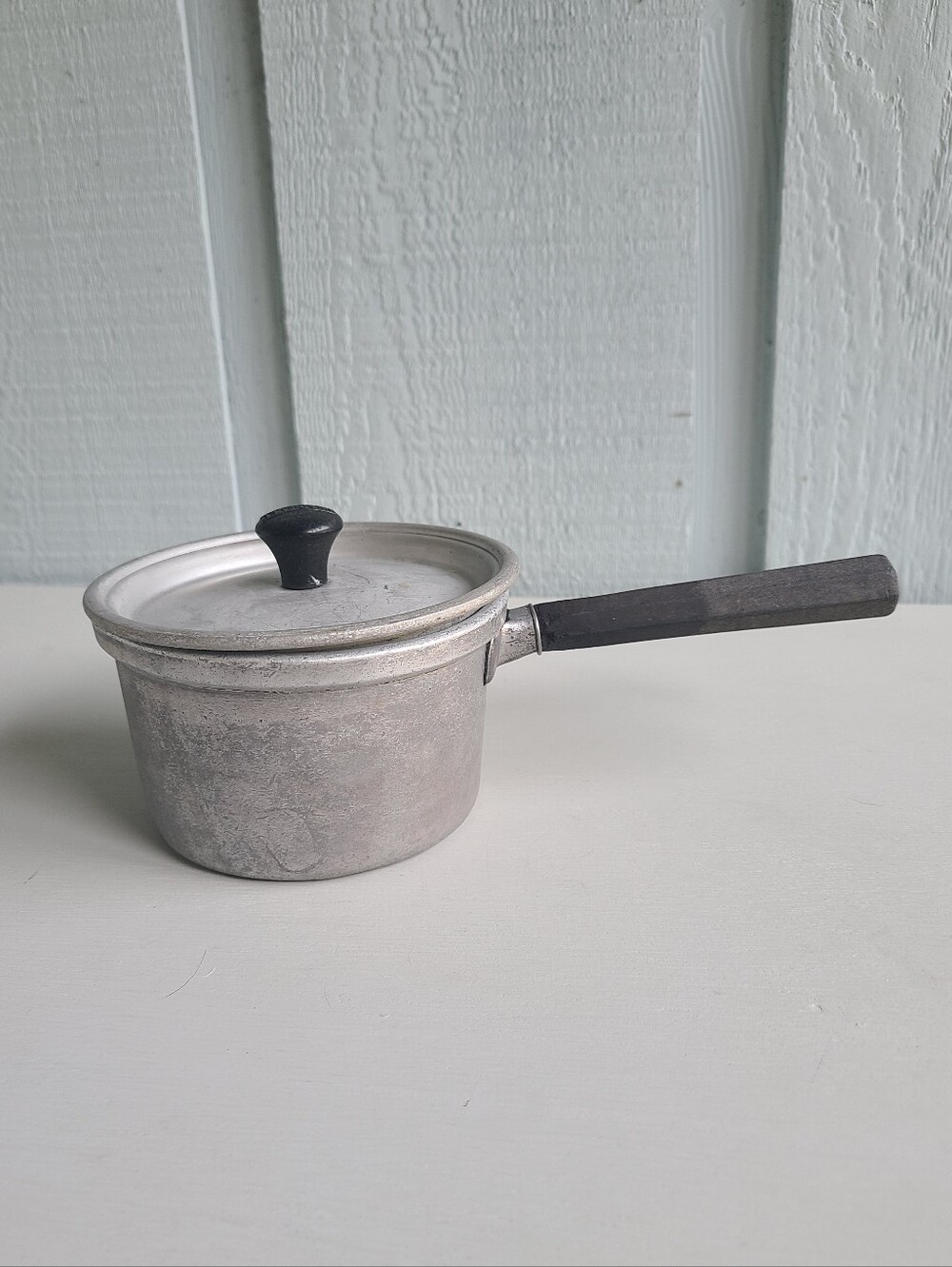 Vintage Wear-Ever Aluminum Pot Pan with Lid No. 720 1/2 - USA